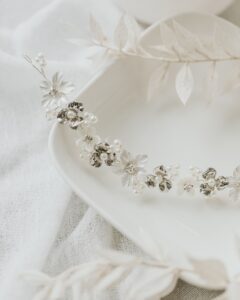 Detail-EBBIE-Haarschmuck-Sternenauge