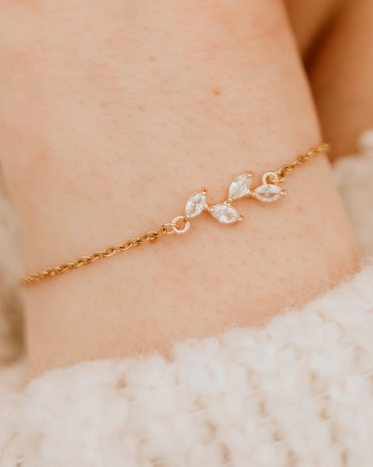 Sternenauge Zirkonia Armband JASMIN mit Blatt-Design für die Braut