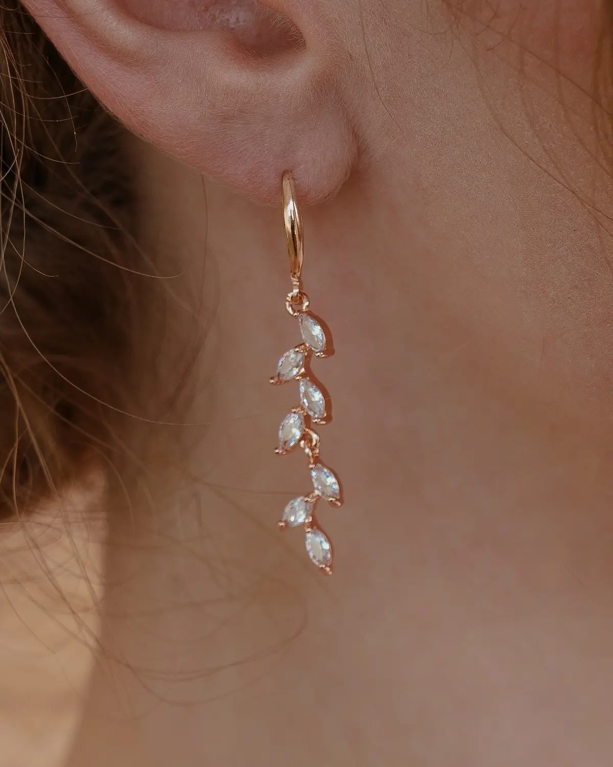 Sternenauge Zirkonia Blatt Ohrringe JASMIN mit zartem Zirkonia Blatt Design Anh&auml;nger