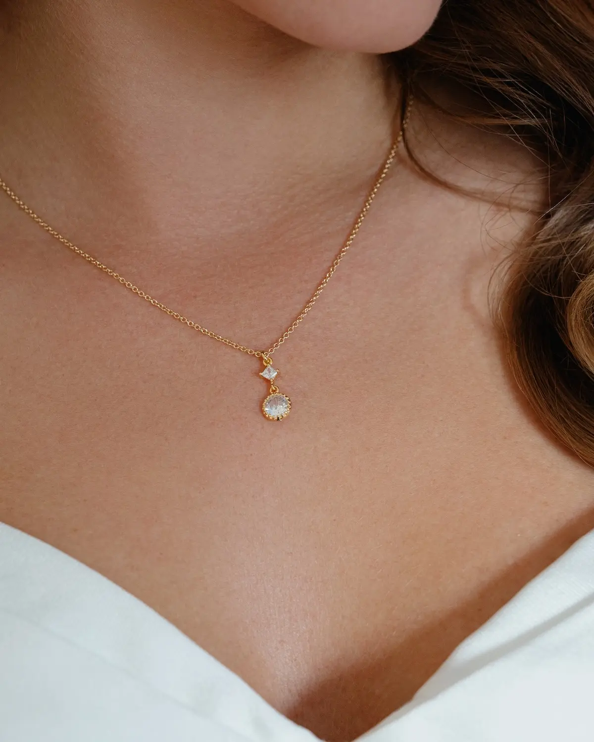 Filigrane Halskette aus 925 Sterling Silber mit funkelnden Zirkonia-Steinen f&uuml;r die Hochzeit, eleganter Brautschmuck aus der Sternenauge Manufaktur