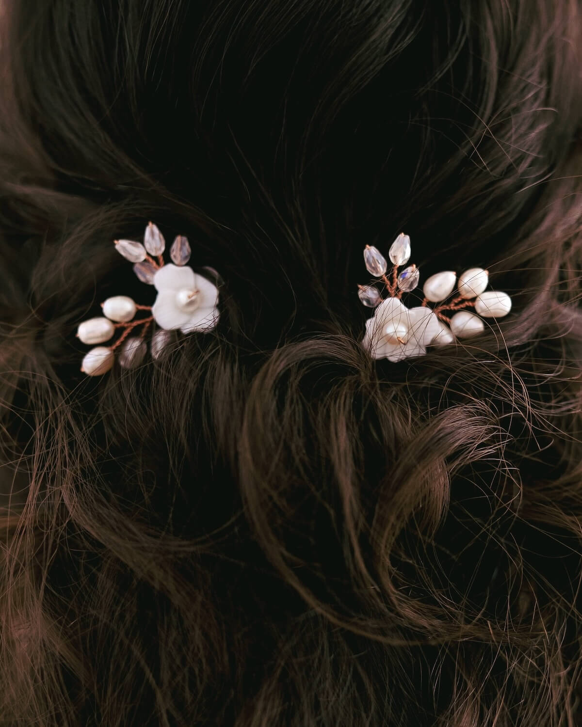 Sternenauge ALBA Haarnadeln 2-er Set in Brautfrisur Detailaufnahme