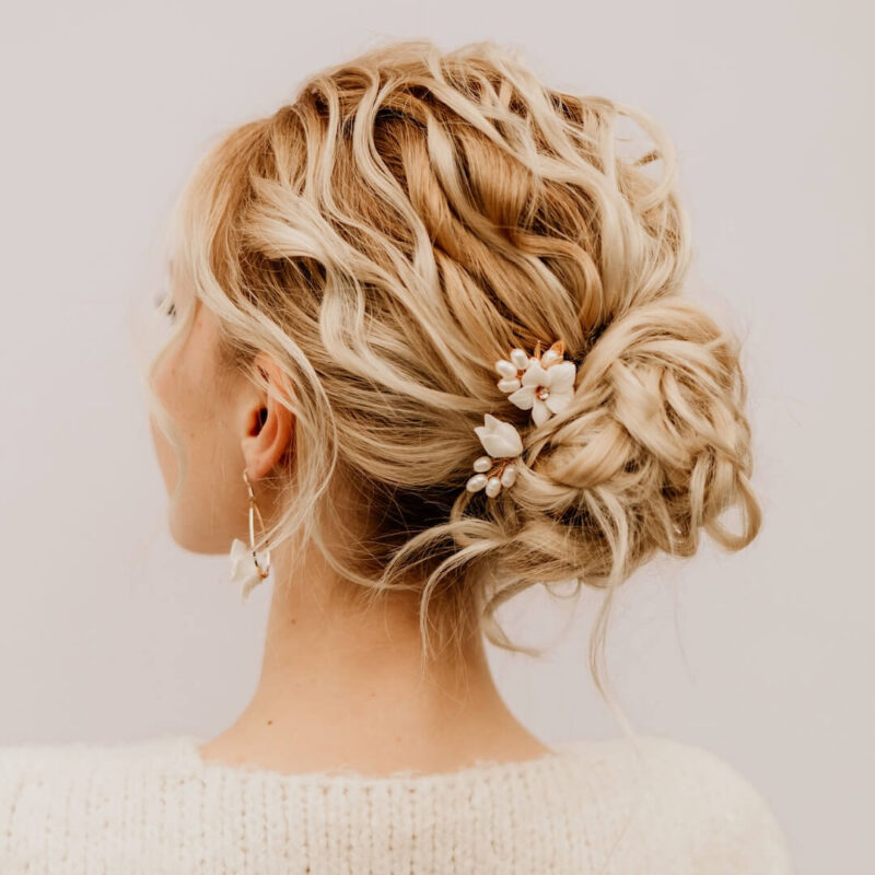 COCO Brauthaarschmuck mit Keramik Blumen für die Braut