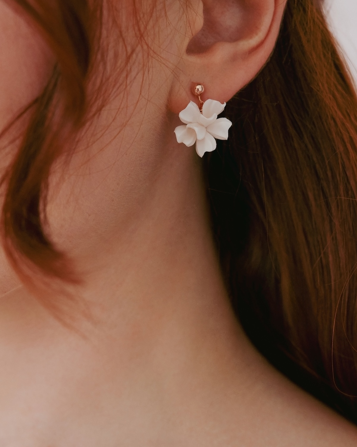 Kleine Blumen Ohrstecker VALERIA passend zu VALERIA Haarnadeln mit Blumen von Sternenauge