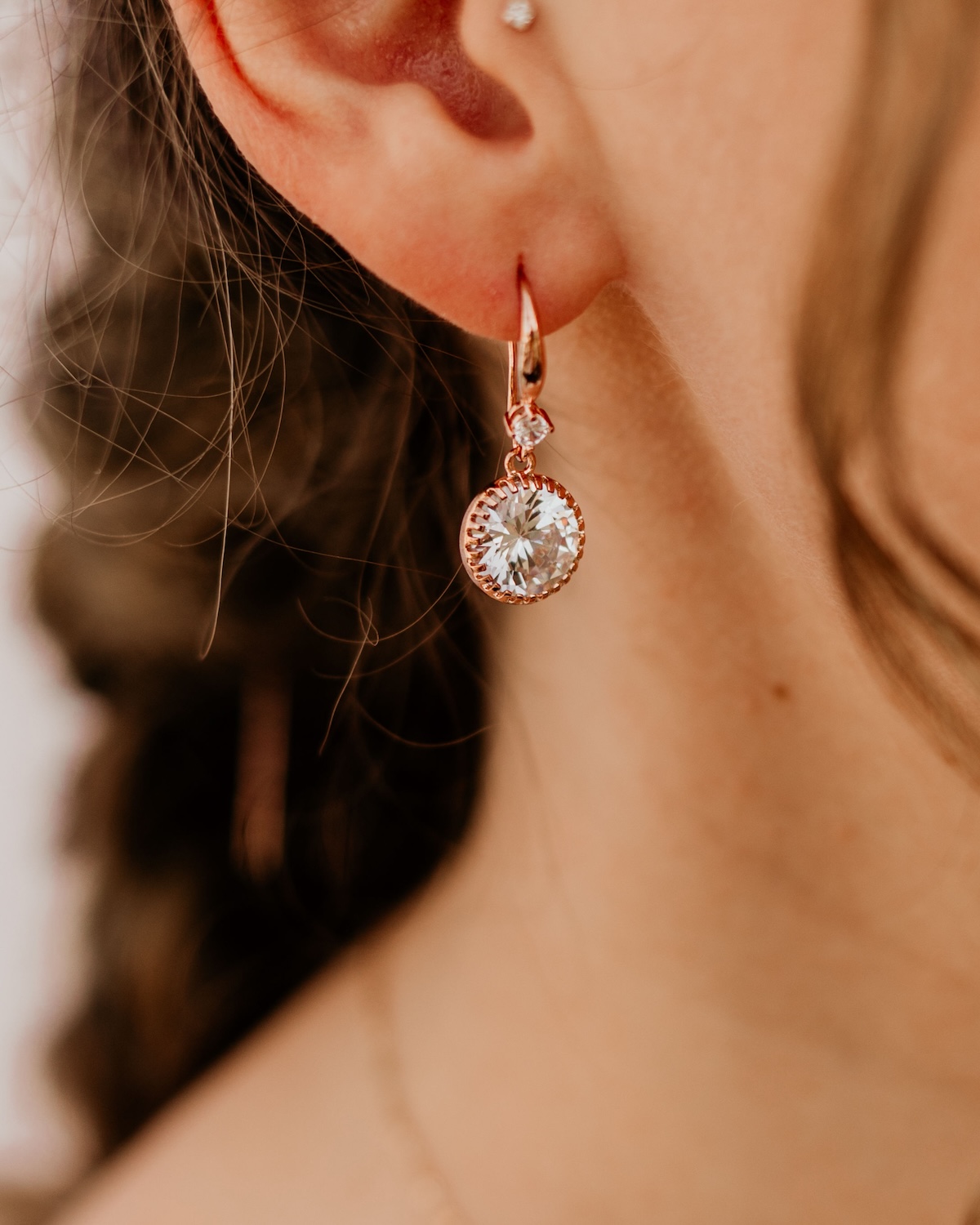 Sternenauge Ohrringe kurz AURELIA mit Zirkonia Detailfoto