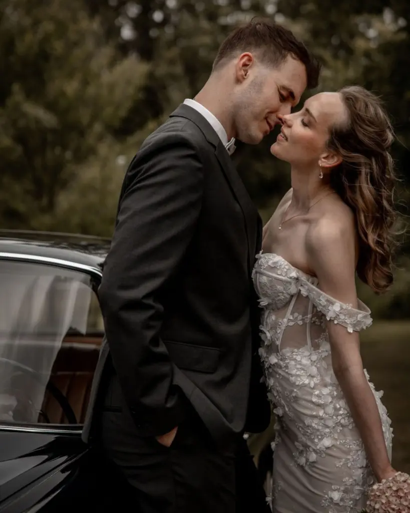 Eleganter Brautlook zur Hochzeit mit Bergkristall-Quarz-Ohrringe Kyra von Sternenauge