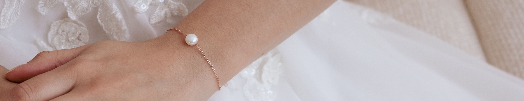 Armbänder