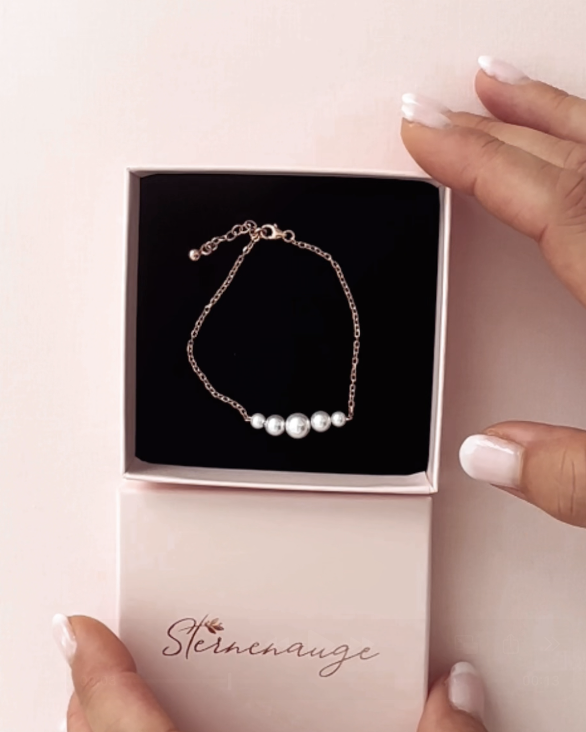 Titelbild Video Muschelperlen Armband ANNOUK