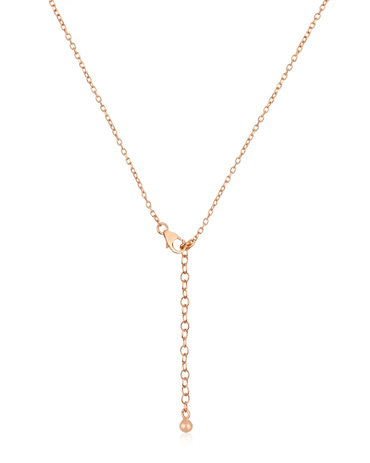 Detailaufnahme des Verschlusses der Sternenauge Halskette Valeria vor weißem Hintergrund. Gezeigt wird der Karabinerverschluss aus 18 Karat rosévergoldetem 925 Sterling Silber, eingehakt in die filigrane Glieder-Verlängerungskette mit einer runden Abschlussperle.