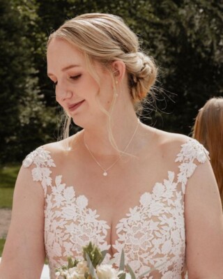 Kundenstimme Braut Sarah mit Schmuck von Sternenauge