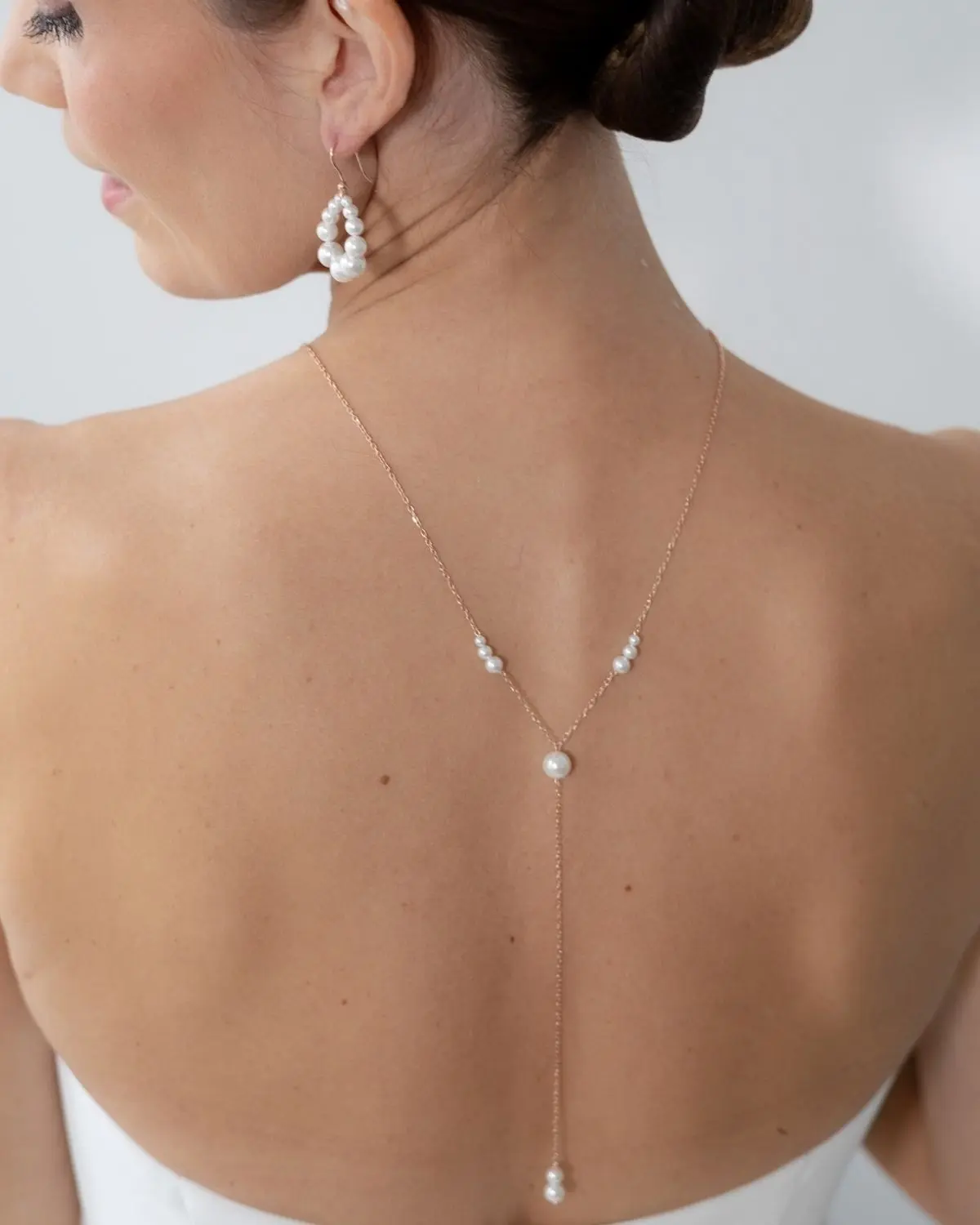 Y-Rückenkette Annouk aus 925 Sterling Silber mit Perlen kombiniert mit passenden Ohrringen von Sternenauge